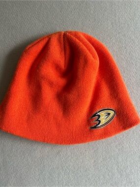 Anaheim Ducks Hockey Orange Reebok Face Off Beanie Hat Cap